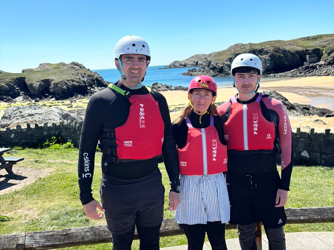 Anglesey Pursuits-Holyhead必去景点