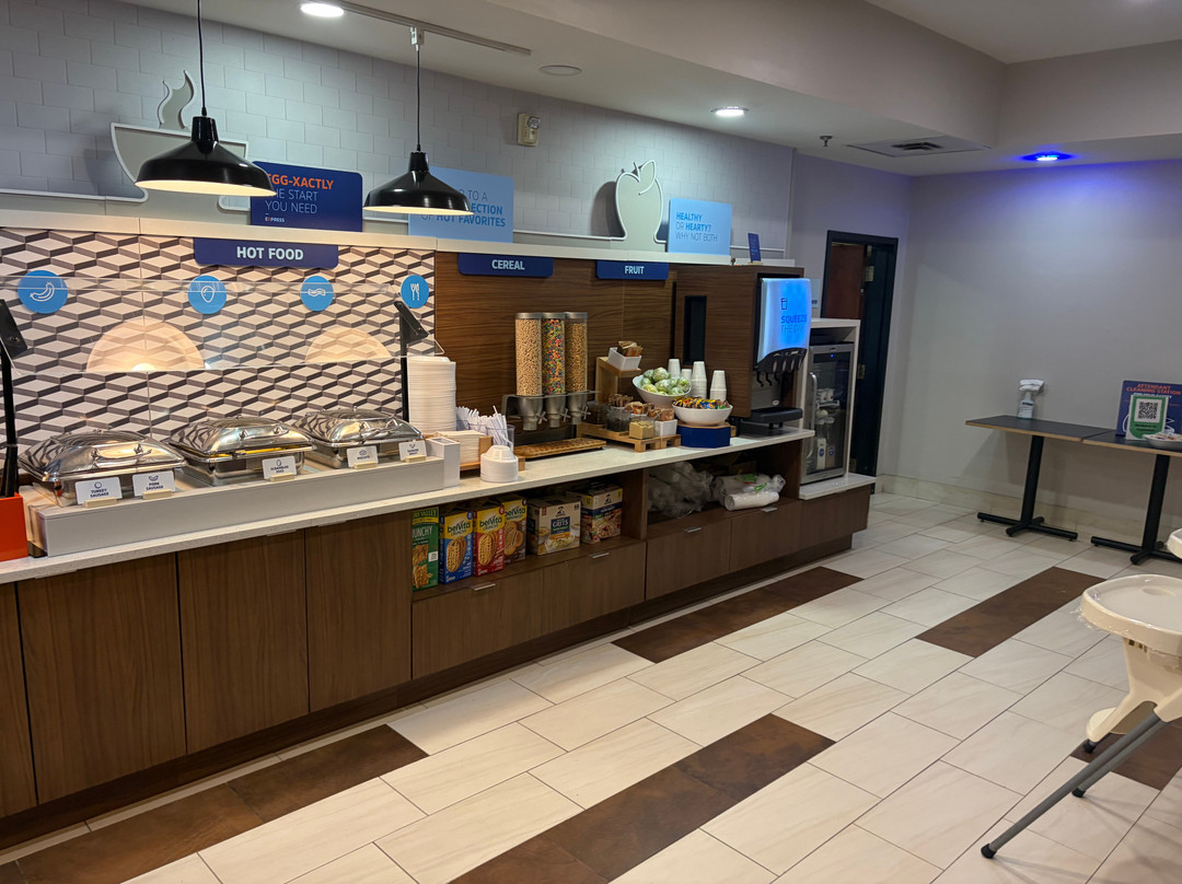 智选假日套房酒店彭萨科拉W - 10 by IHG主图