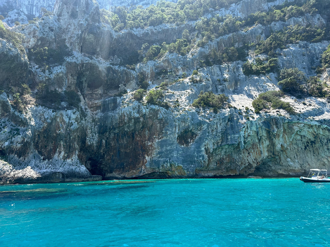 Sardinia Boat Eastperience-La Caletta必去景点
