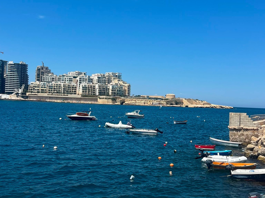 Valletta Ferry Services-斯利马必去景点