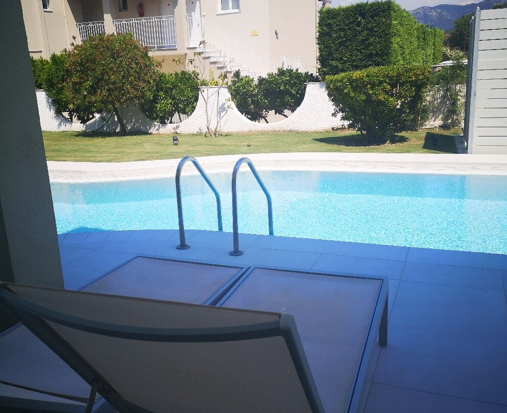 Roda Oasis Hotel & Apartments主图