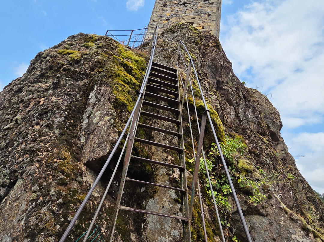 Tours du Roc del Thaluc-Peyrusse-le-Roc必去景点