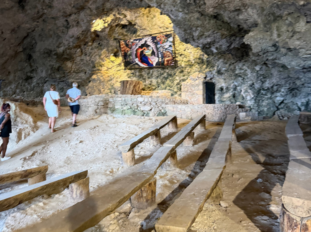 Cave of St. John The Hermit-Marathokefala必去景点