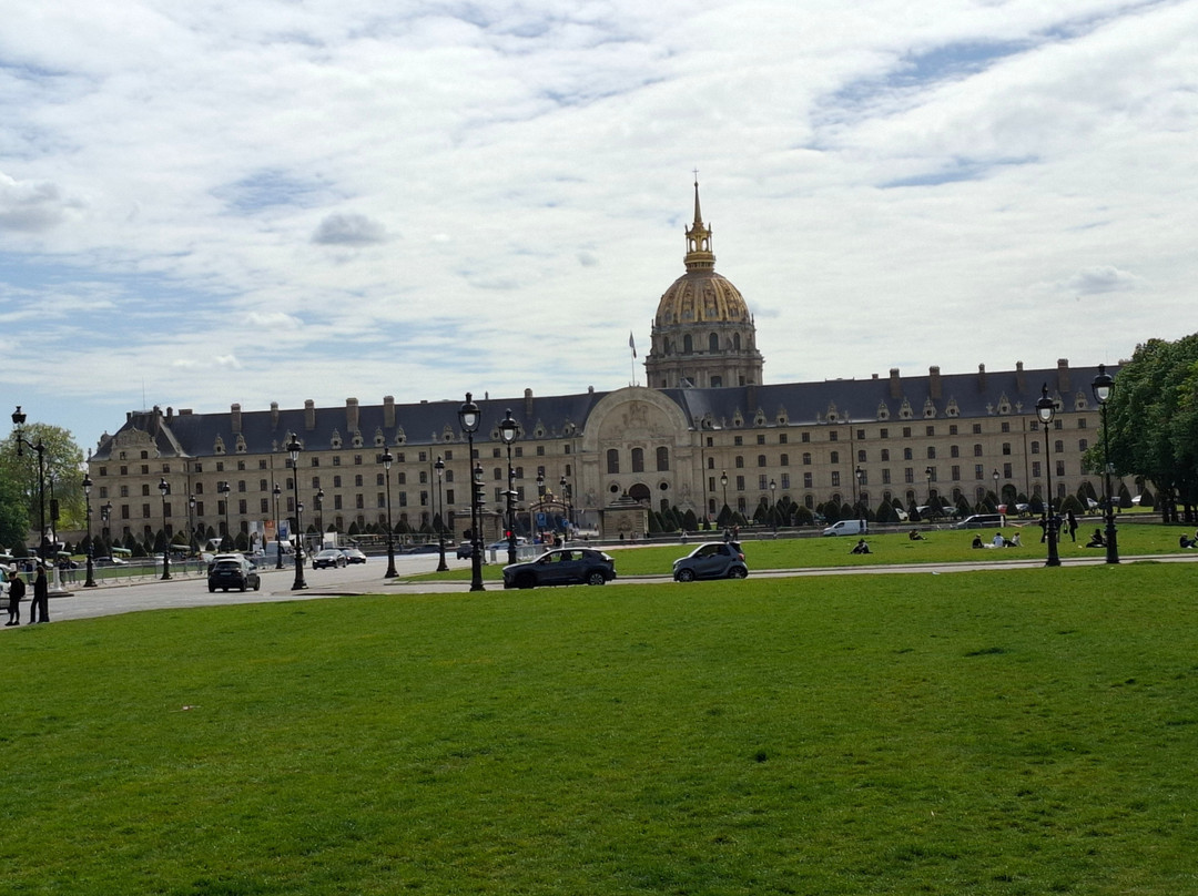 Esplanade des Invalides-巴黎必去景点