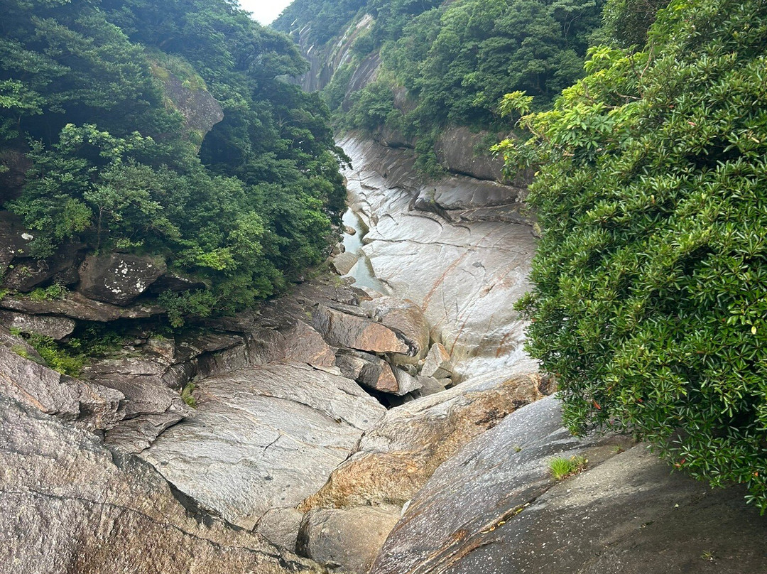 Sempiro Falls-屋久岛町必去景点