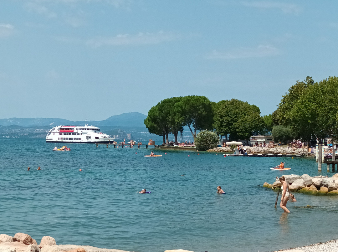 Lido Mirabello Beach-巴尔多利诺必去景点