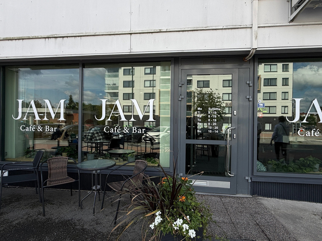 Jam Cafe & Bar