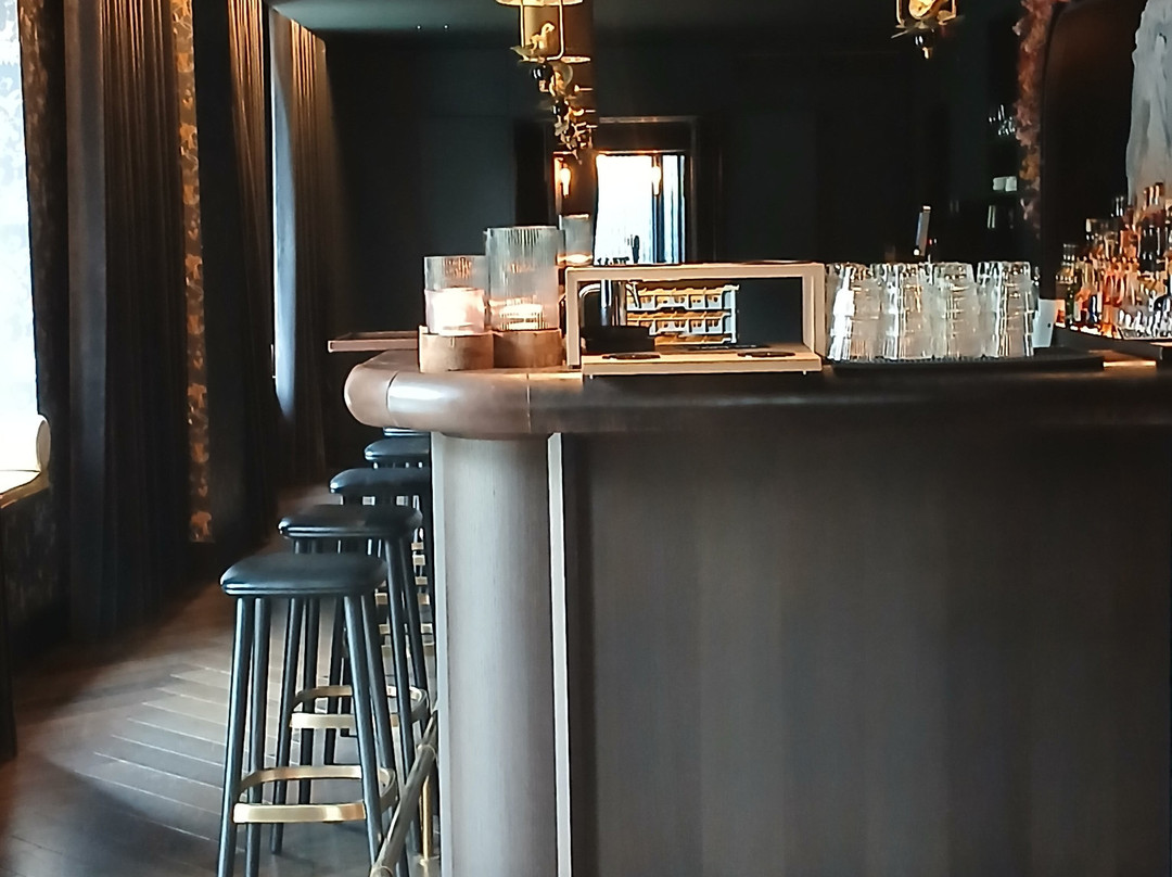 维格尼城堡酒店主图