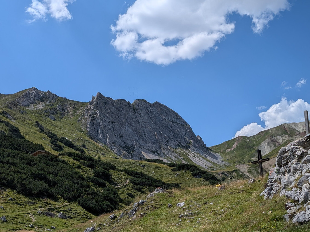 Bergwanderführer Tirol-洛伊塔戌必去景点
