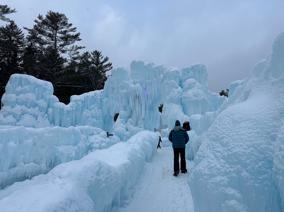 Ice Castles-Woodstock必去景点