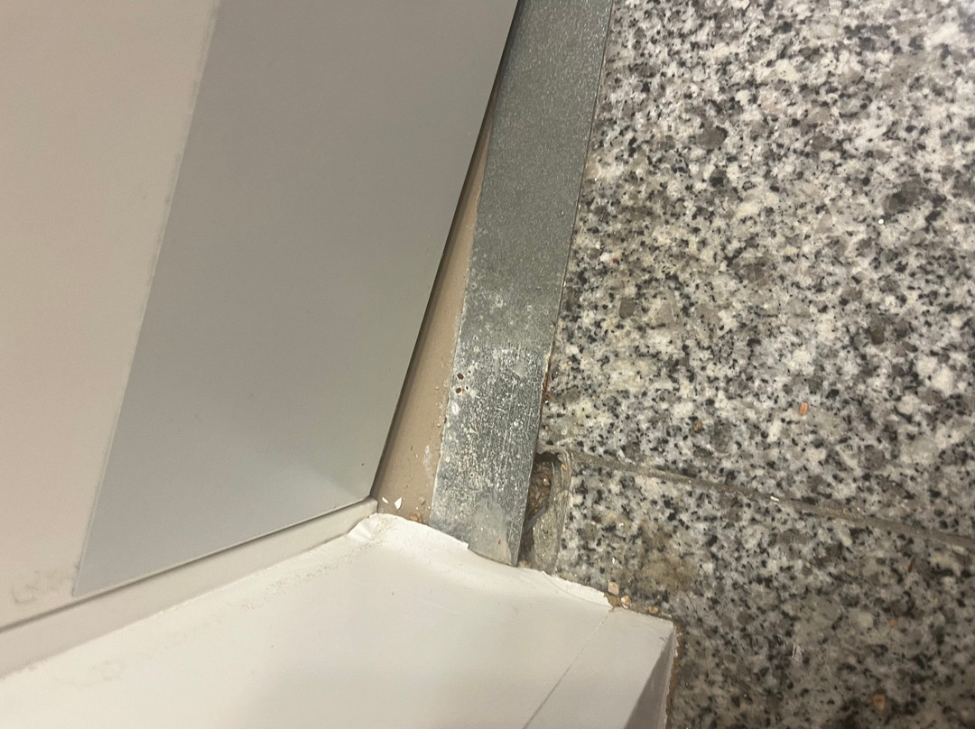雷玛格兰酒店主图