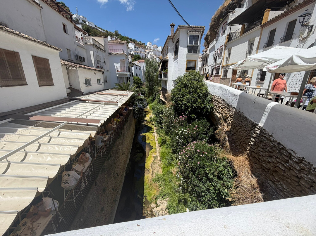 Calle Cuevas De La Sombra