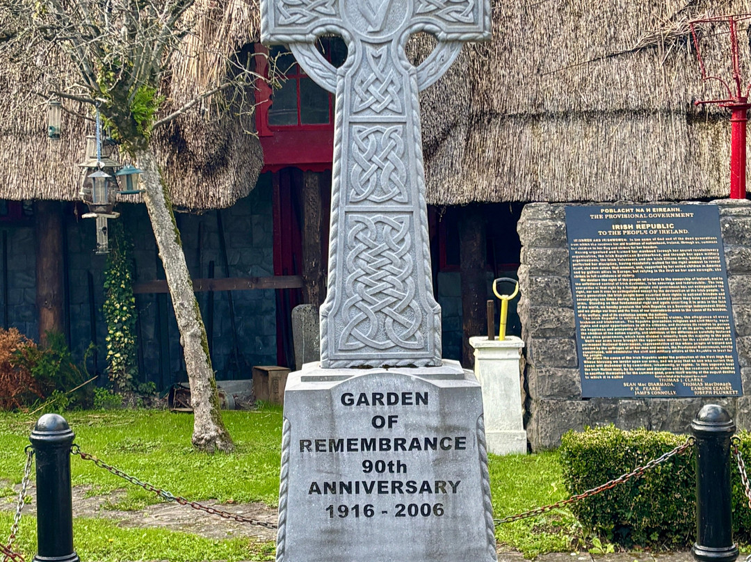 Cashel Folk Village-卡舍尔必去景点