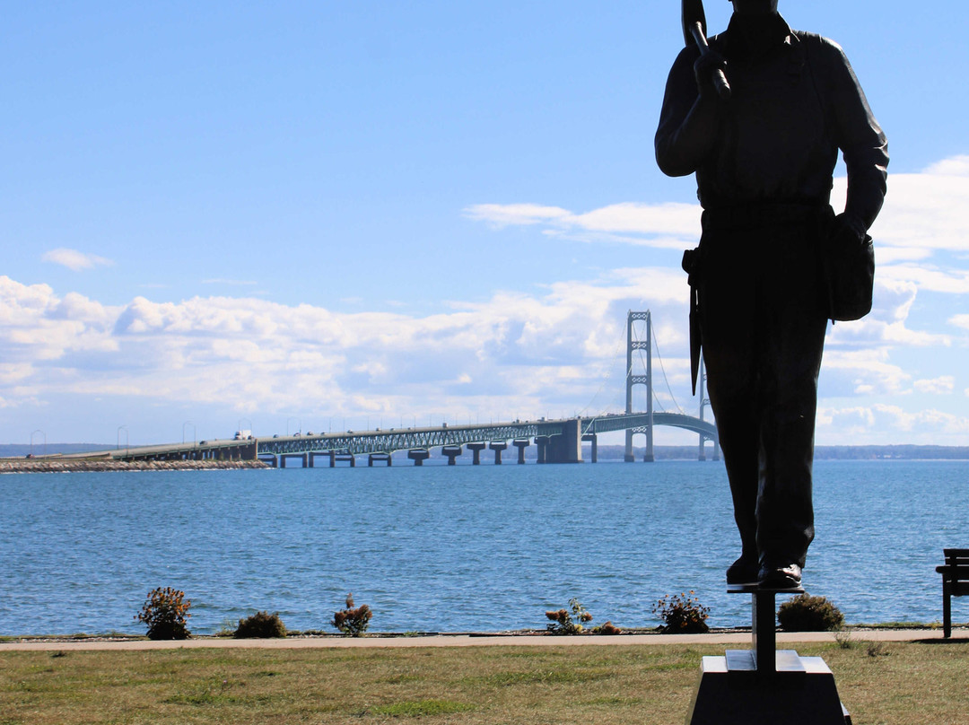 Bridge View Park-圣伊尼亚斯必去景点