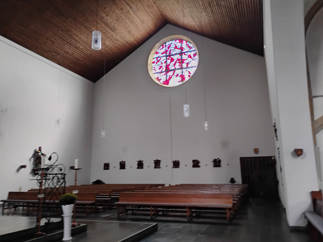 Katholische Kirche Ulmen-Ulmen必去景点