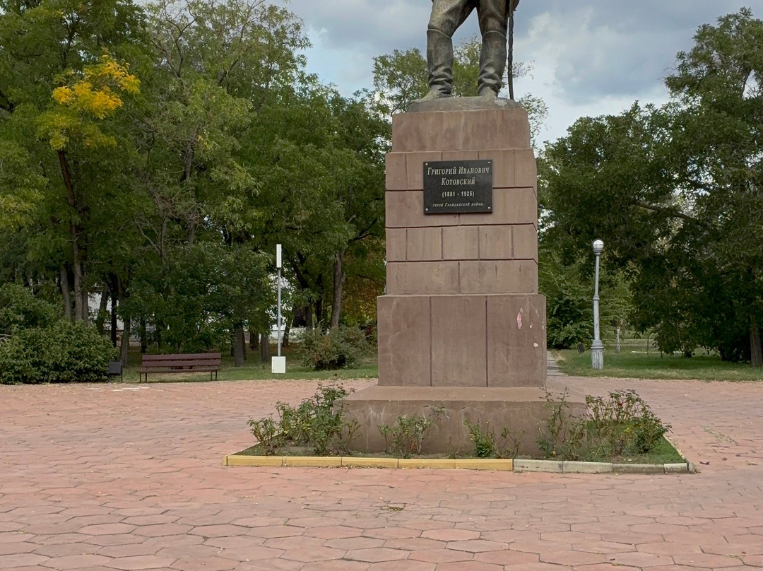 Monument To Kotovsky-Tiraspol必去景点