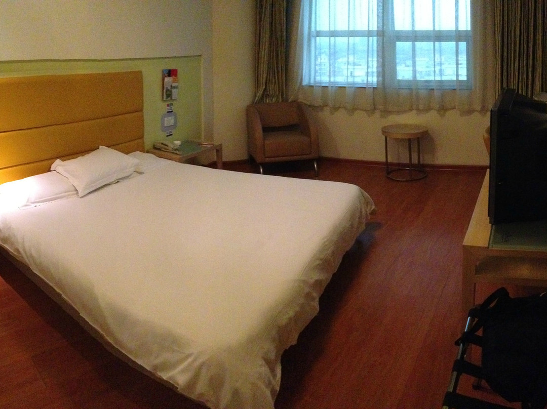 银座精宿酒店(济南大明湖北门店)主图