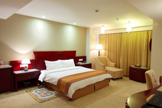 镇江金龙北湖宾馆（镇江站中山西路店）主图