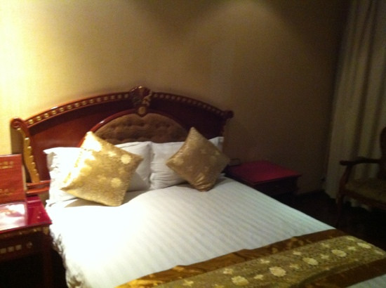 团风县酒店住宿-香山大酒店