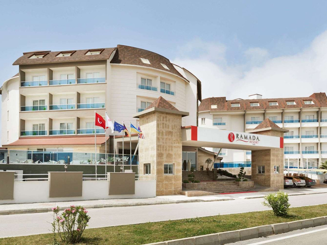 Ramada Resort by Wyndham Side主图