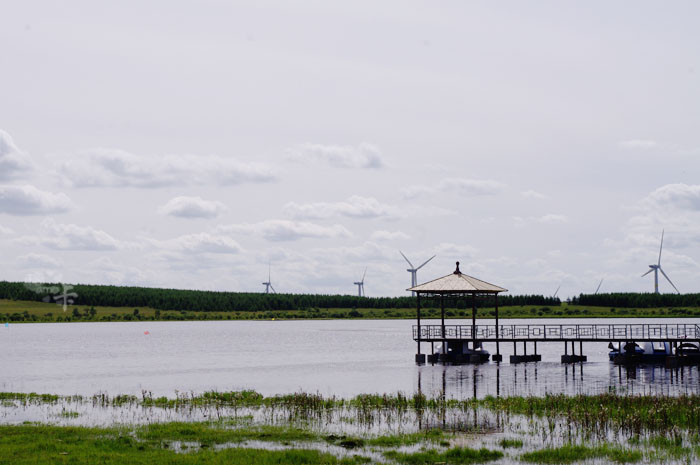 多伦县旅游景点-承德月亮湖
