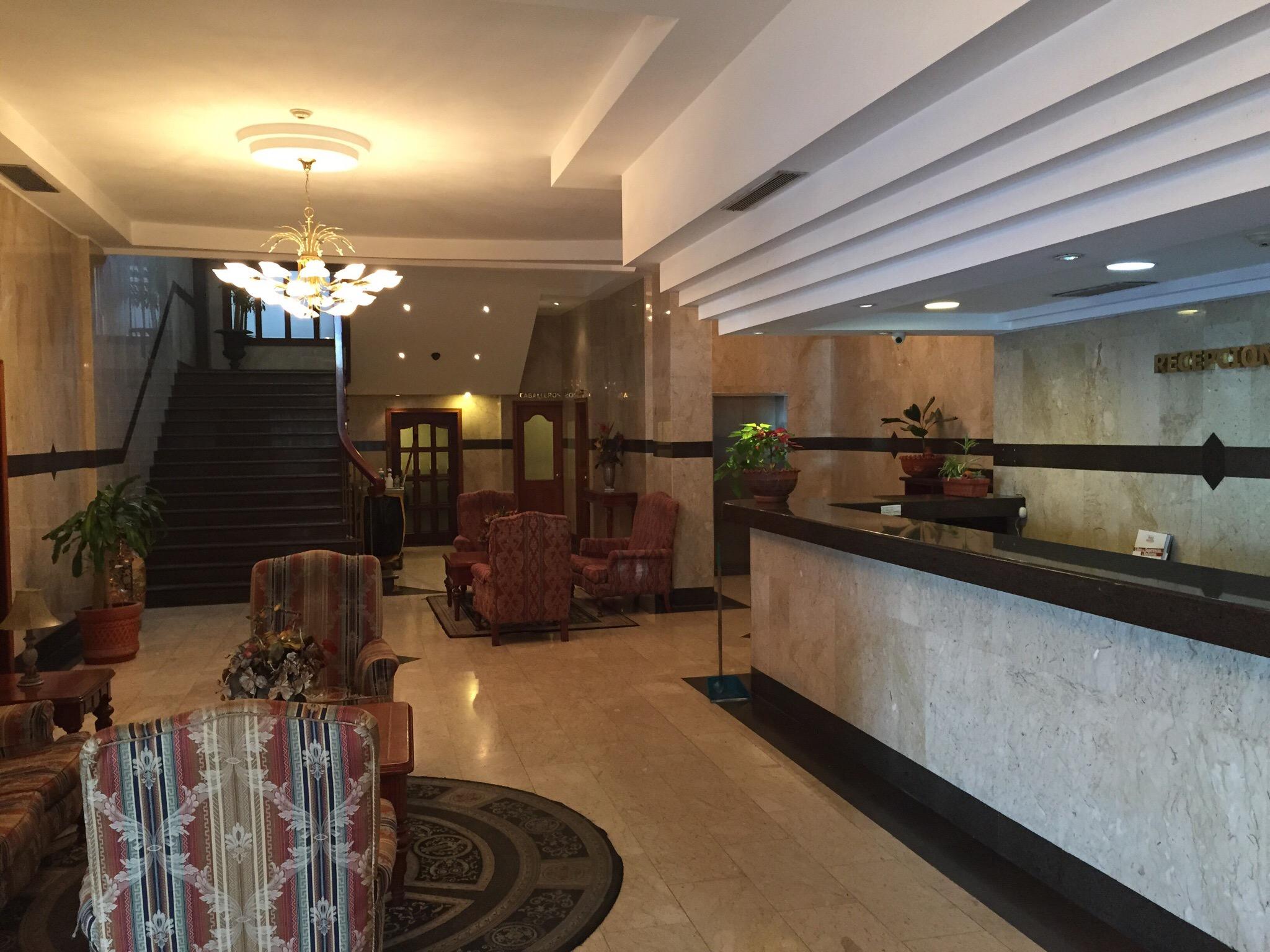 Hotel Anaco Suites-浴室