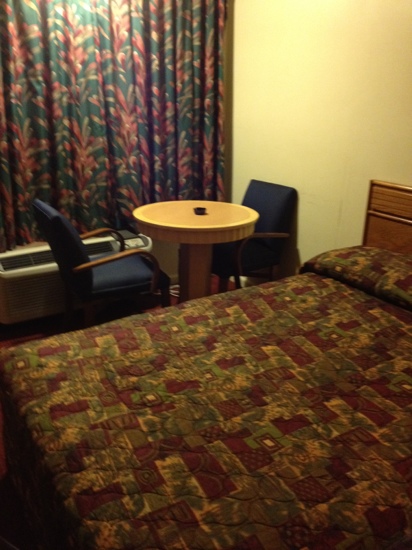 Town House Motel-客卧