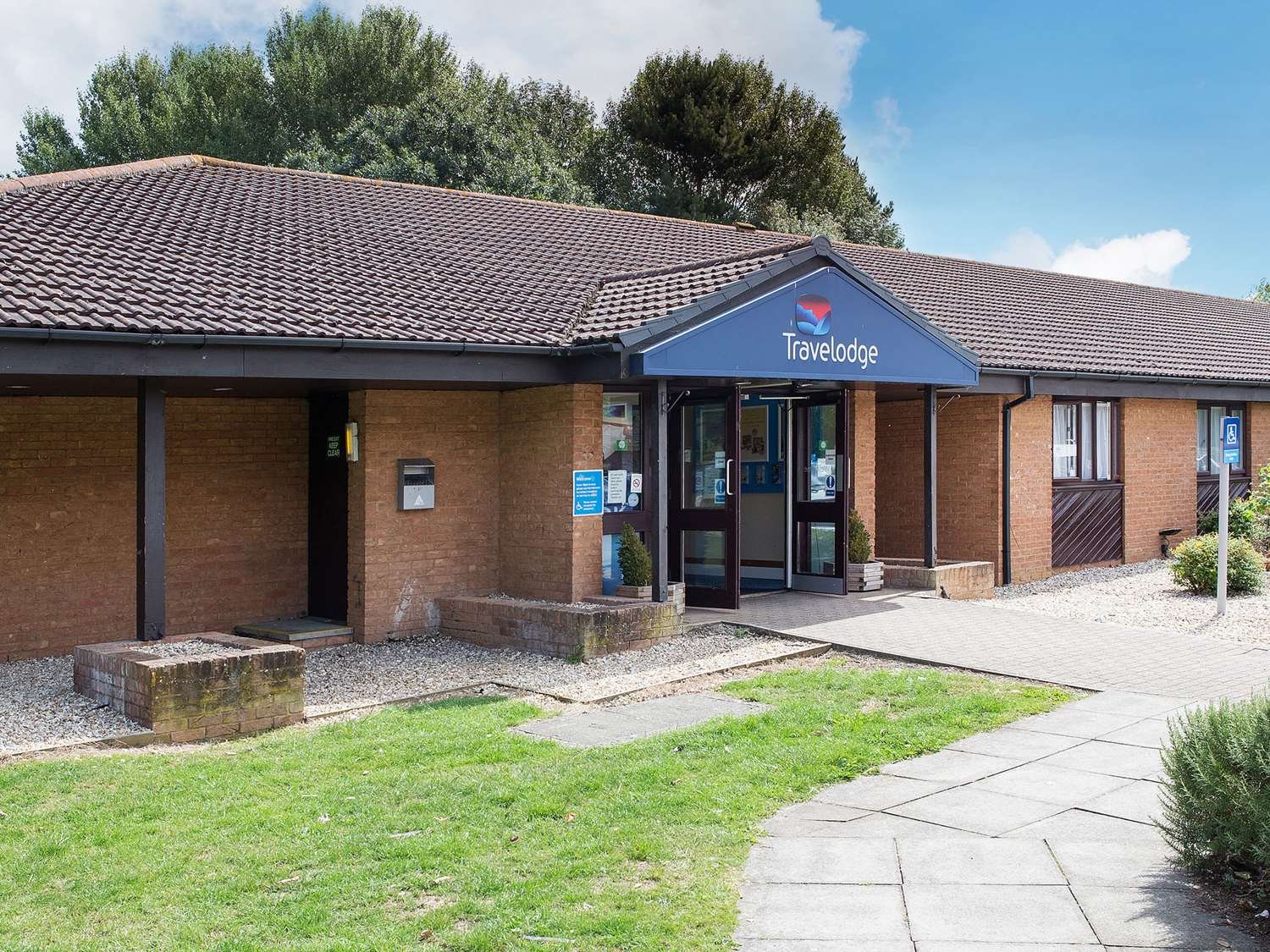 Travelodge Yeovil Podimore-官方