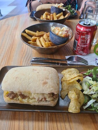 Heartlands-Pool必去景点