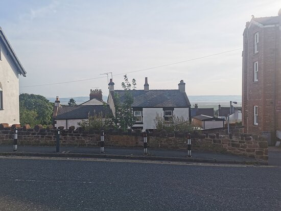 The Dee View Inn Pub-Heswall必去景点
