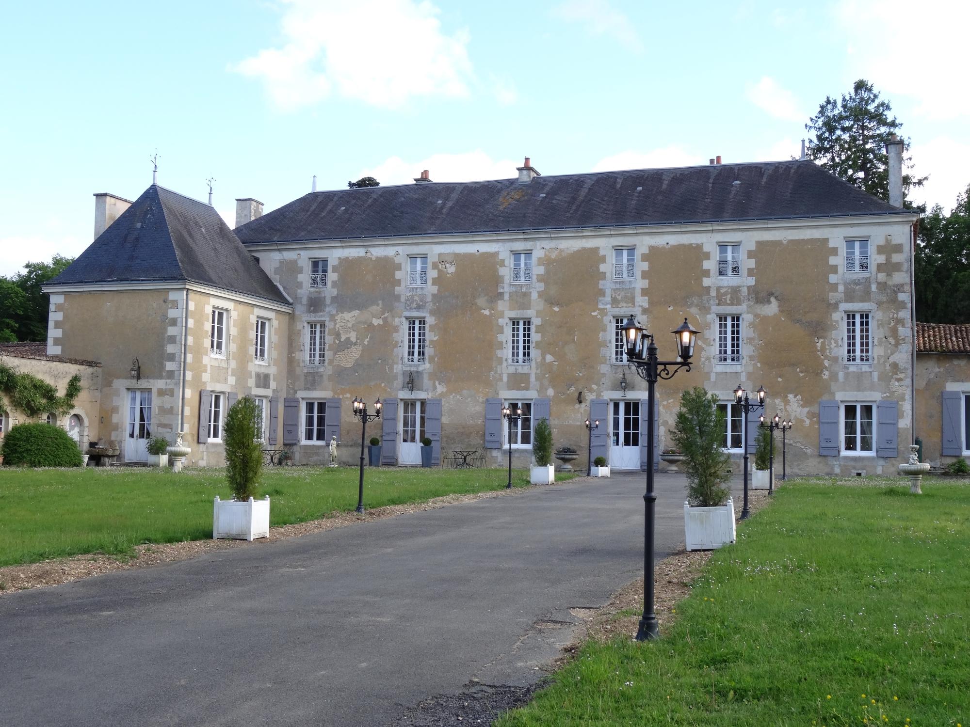 Château de la Touche-官方