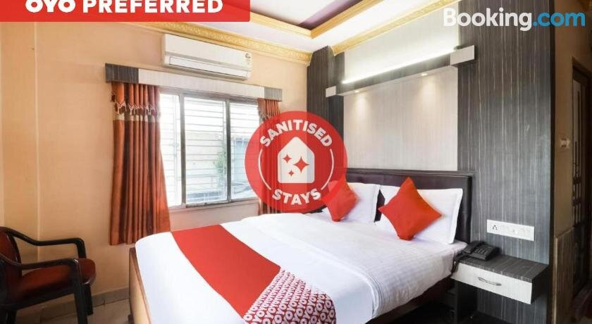 OYO 71174 Hotel Red Velvet