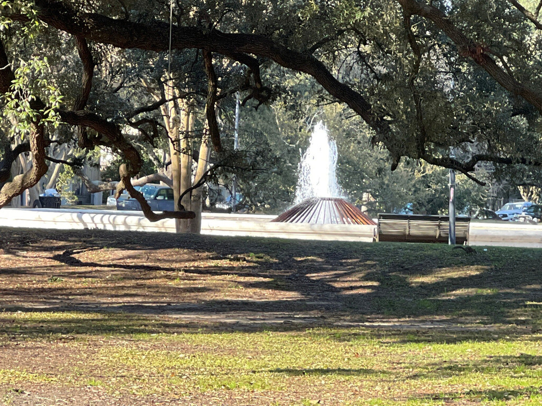 Coliseum Square Park