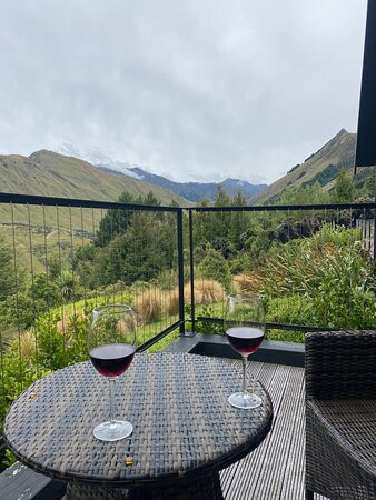 The Alpine Retreat主图