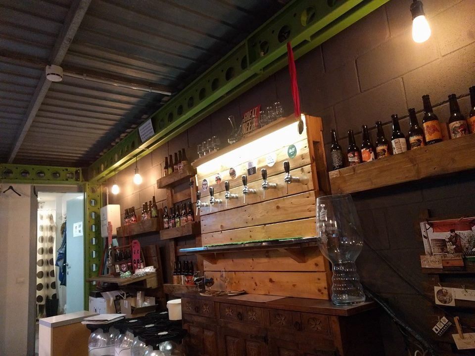 Suria餐馆和美食-Cerveses la Pirata