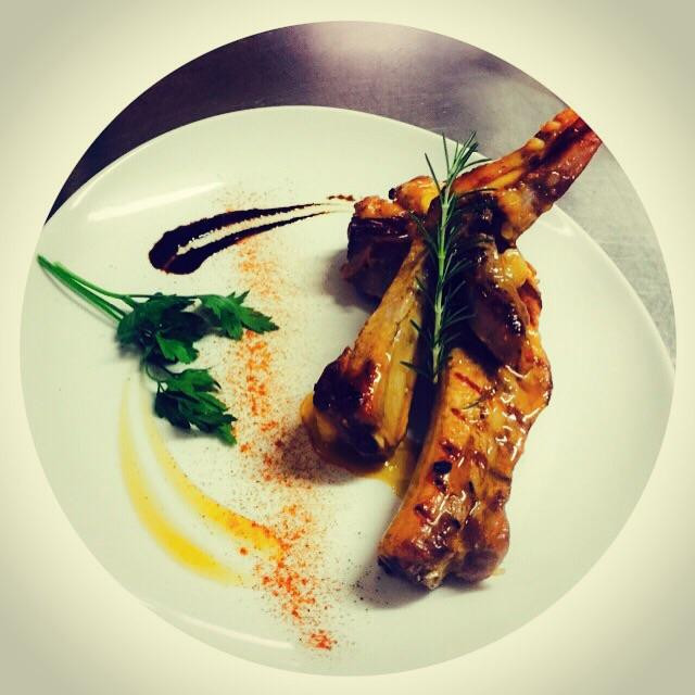 Alibi Restaurant & Lounge