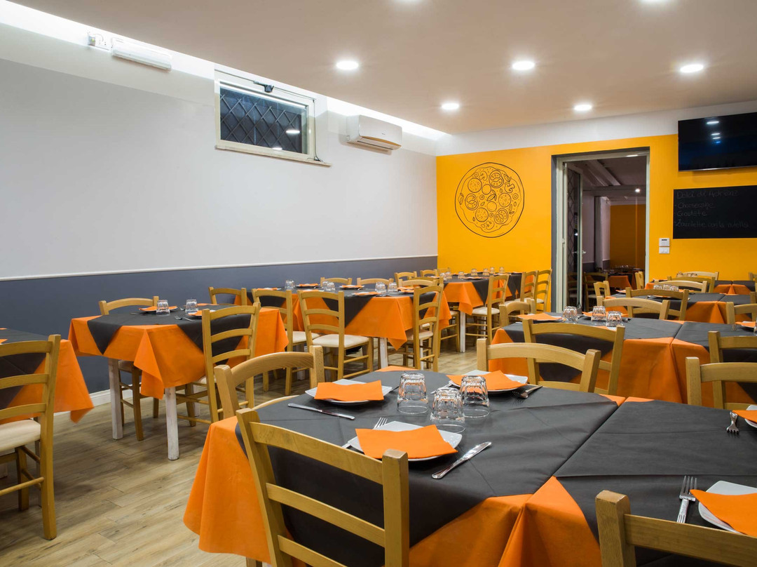 Cesano餐馆和美食-Risto Village