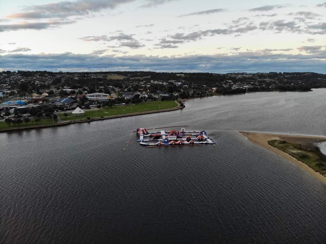 Lakes Entrance Aqua Park景点图片