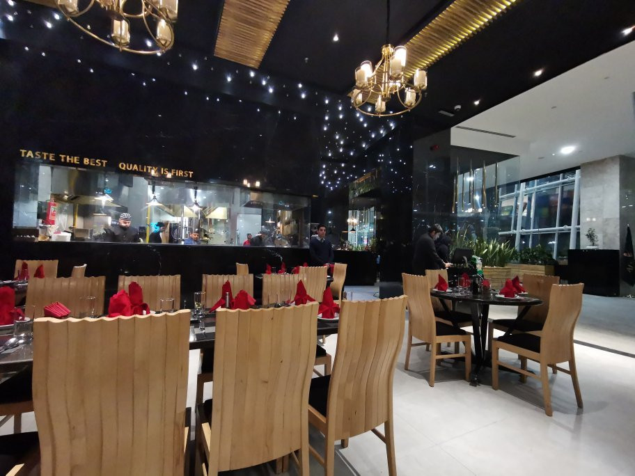 Mobarakeh餐馆和美食-Aucuba Cafe & Restaurant