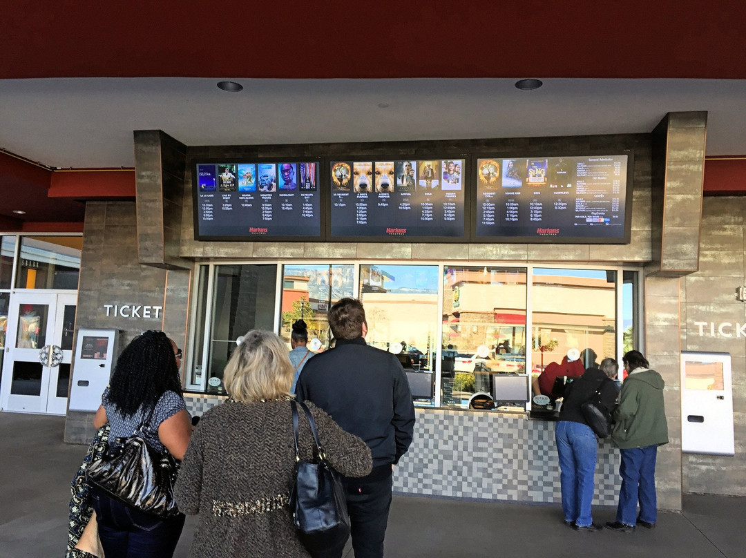 Highland旅游景点-Harkins Theatres