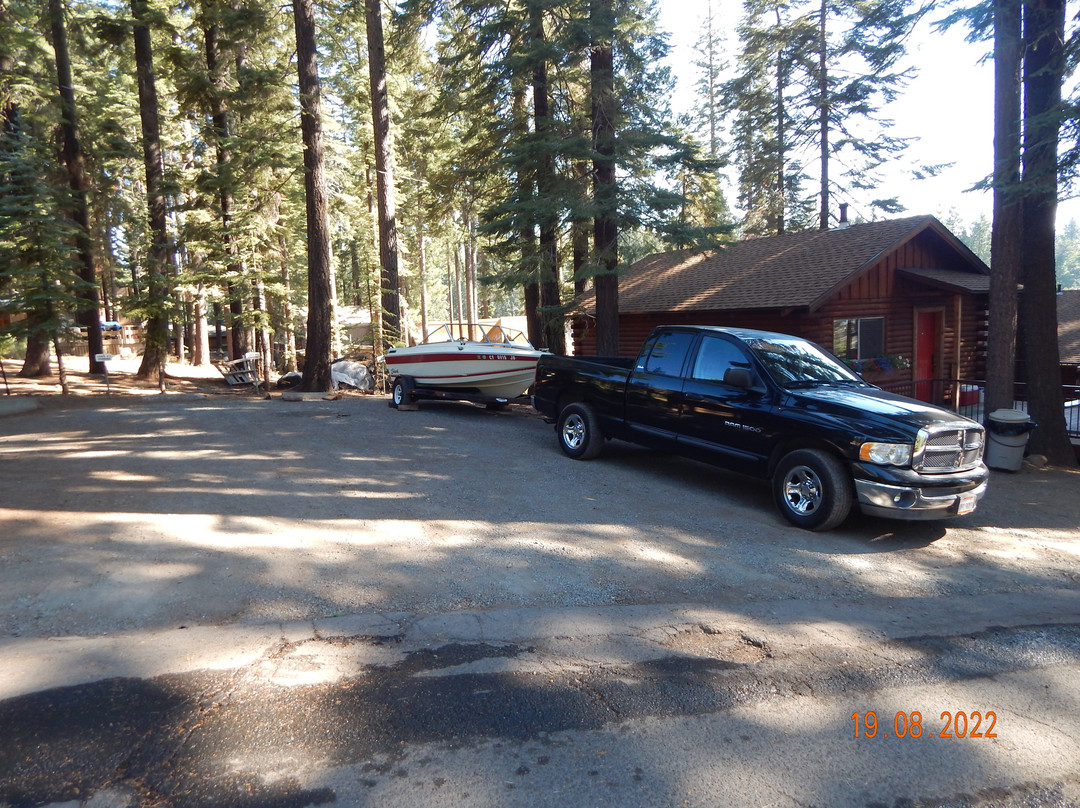 Knotty Pine Resort And Marina