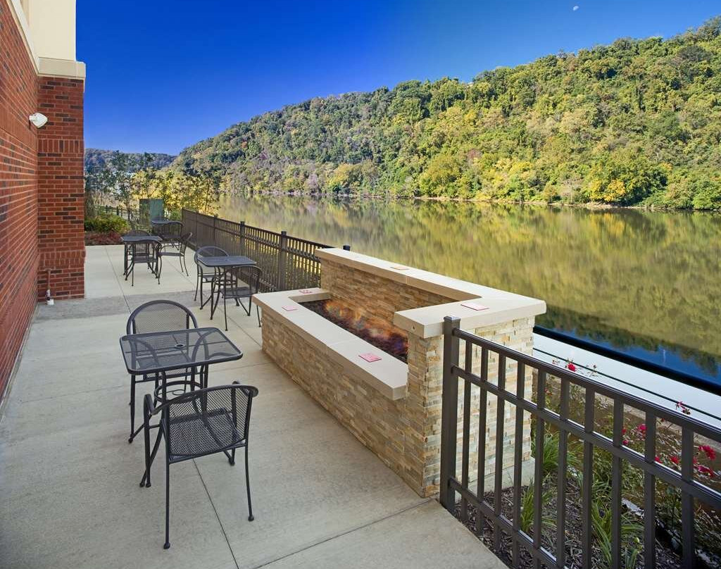 Hampton Inn & Suites Pittsburgh/Waterfront-West Homestead主图