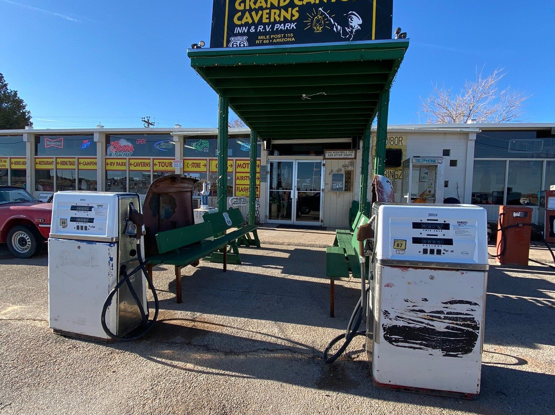 Grand Canyon Caverns Inn主图