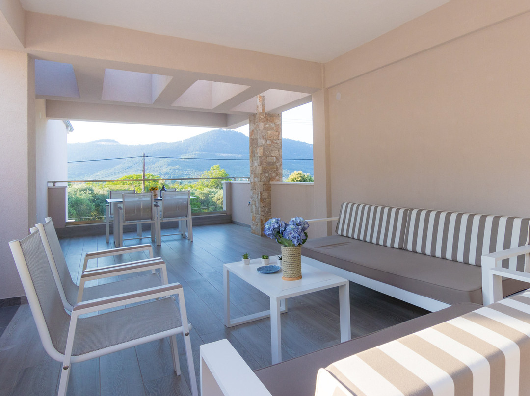 Bella Vista Luxury Apartments主图