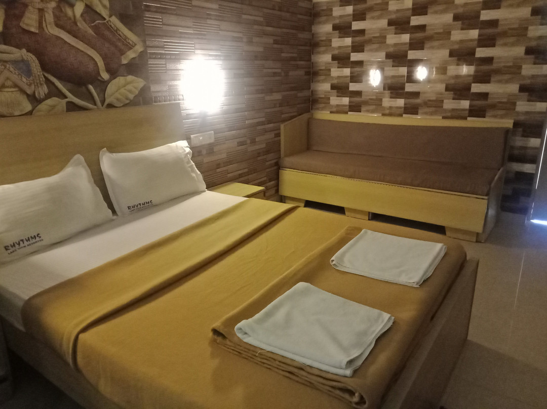 Rhythms Lake View Resorts主图