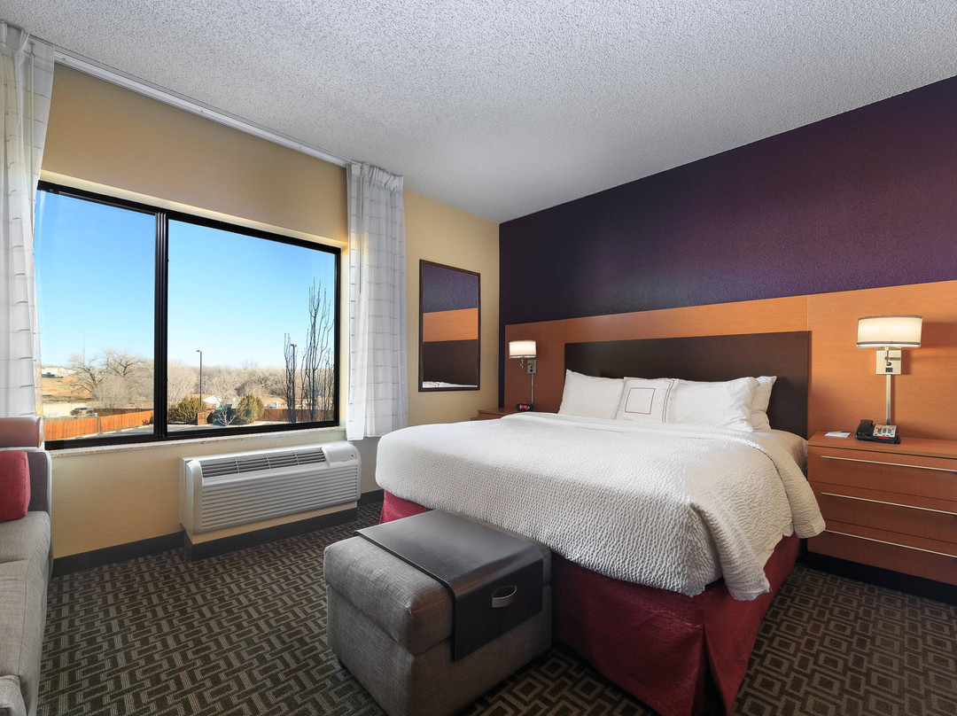 Towneplace Suites by Marriott Farmington主图