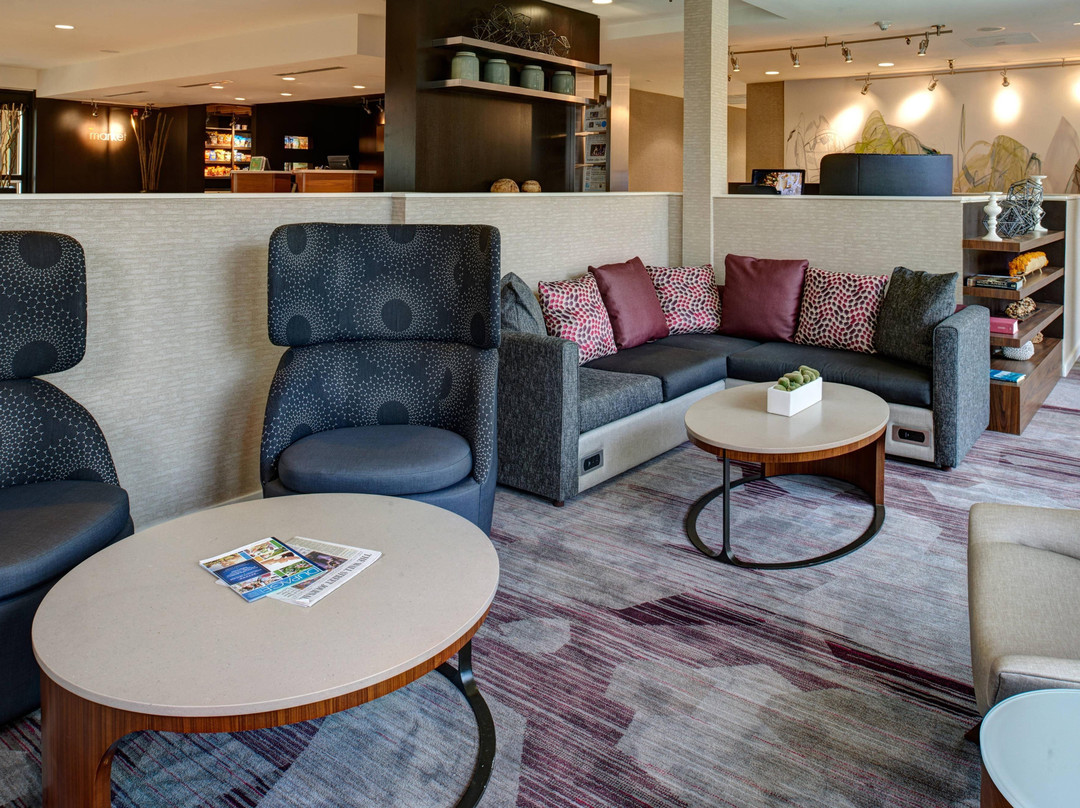 Courtyard by Marriott Chicago Oakbrook Terrace主图