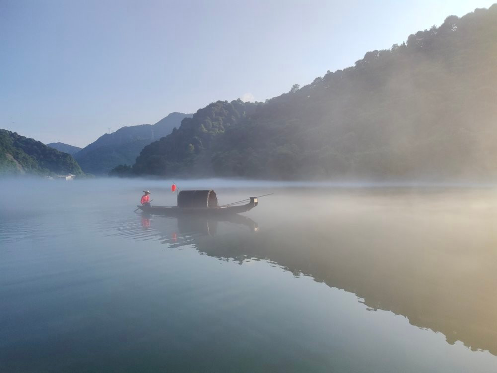 雾漫小东江-资兴市必去景点