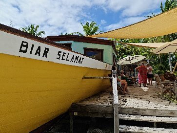 The Big Barge Art Centre