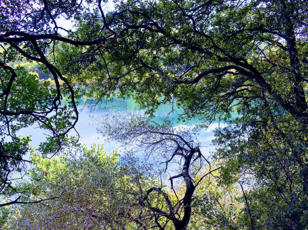 Ziros Lake景点图片